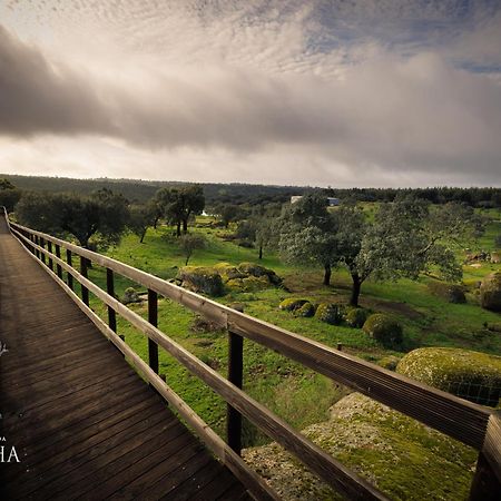 Herdade Da Rocha - Boutique Lodge Crato Bagian luar foto